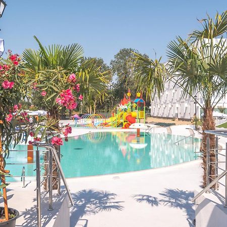Mera Holiday Resort Venus Eksteriør billede