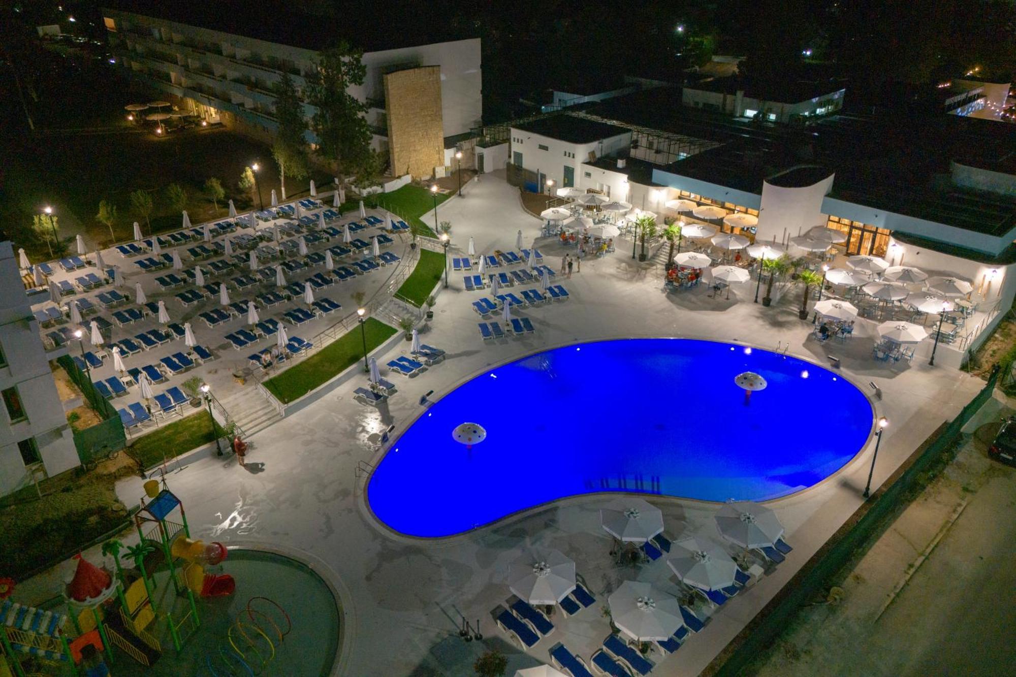 Mera Holiday Resort Venus Eksteriør billede